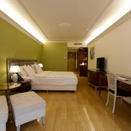 Hotel Chasse 4*