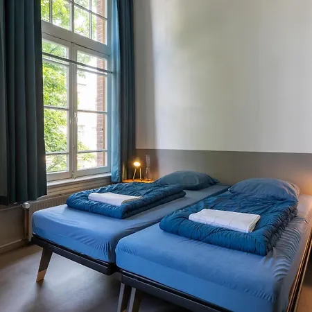 Stayokay Vondelpark Hostal *