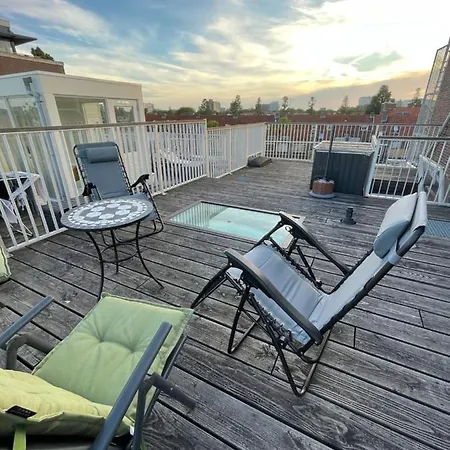 Luxury Canal View Apartment With Rooftop Terrace Apartment *