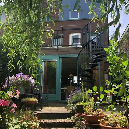 B&B Canal Sight Guest house Amsterdam