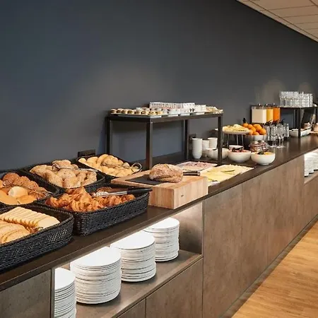 Inntel Centre Hotel 4*