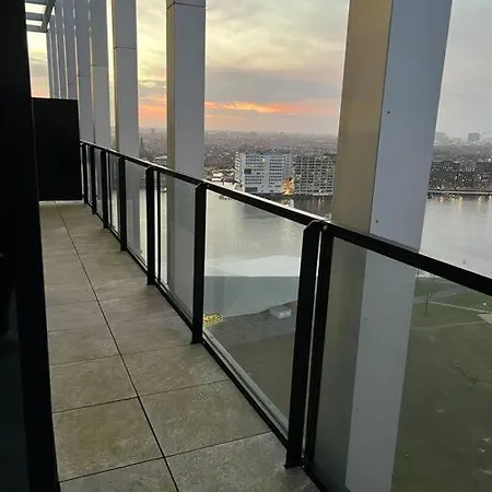 Apartment Mooi Penthouse Met Jacuzzi