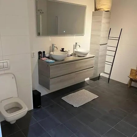 Mooi Penthouse Met Jacuzzi