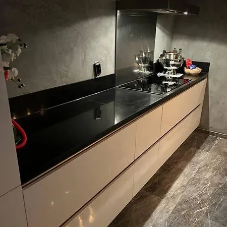 Mooi Penthouse Met Jacuzzi