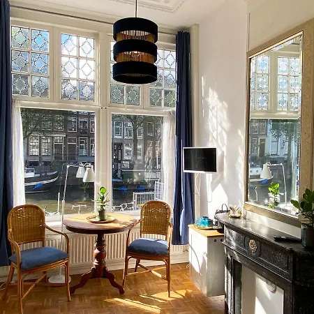 Canal Hideaway Гостевой дом Амстердам