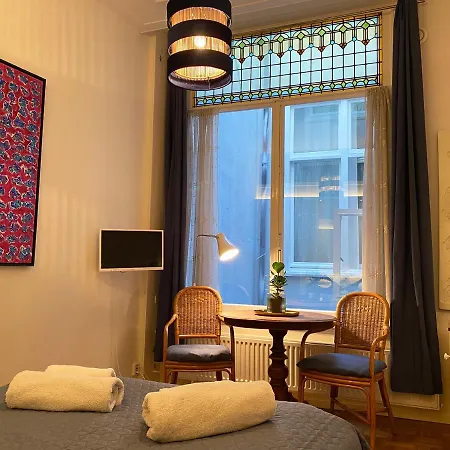 Гостевой дом Canal Hideaway *