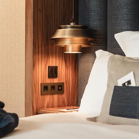 717 Otel 5*