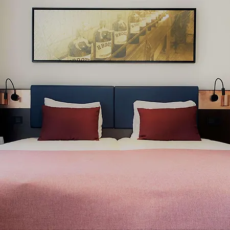 Hotel Western Dam Square 3*