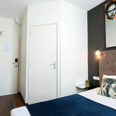 Quentin Golden Bear Hotel 2*