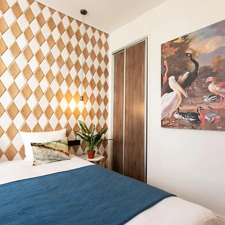 Quentin Golden Bear Hotel 2*