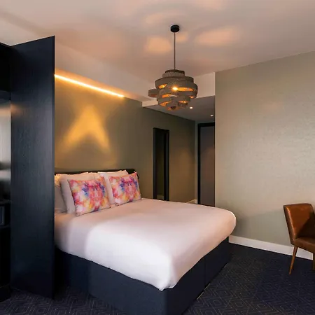 Mercure Sloterdijk Station 4*