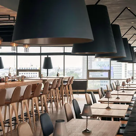 Mercure Sloterdijk Station Hotel 4*