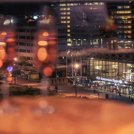 Mercure Sloterdijk Station Hotel 4*