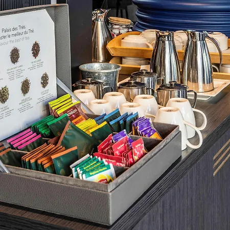 Mercure Sloterdijk Station 4*
