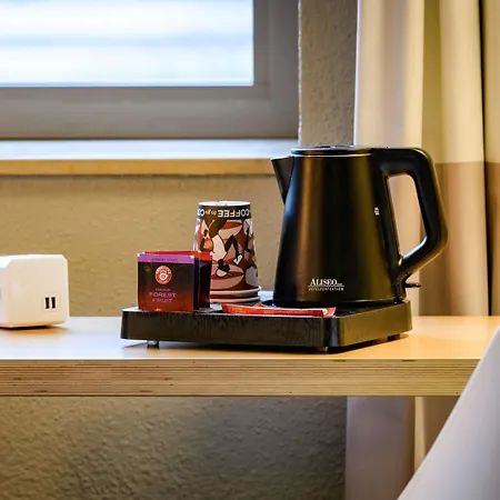 Ibis Centre Hotel 3*