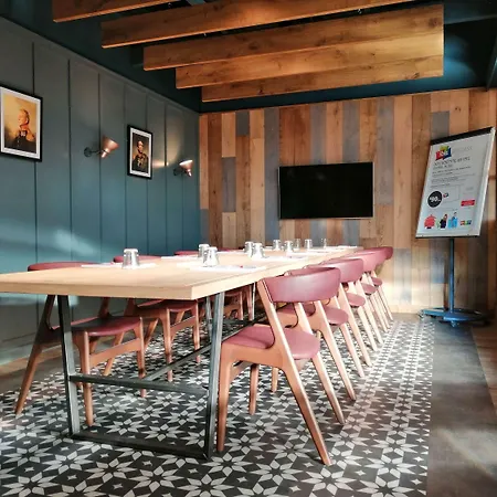 Ibis Centre 3*