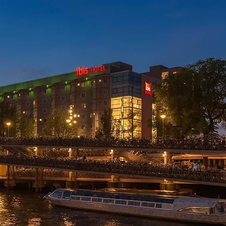 Hotel Ibis Centre 3*