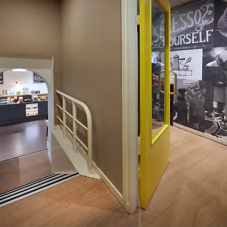 Nova Hotel