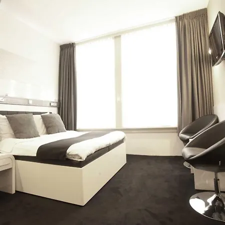 Cc Hotel 3*
