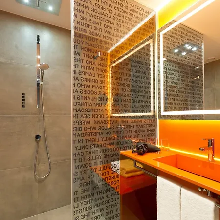 Hotel Jaz In The