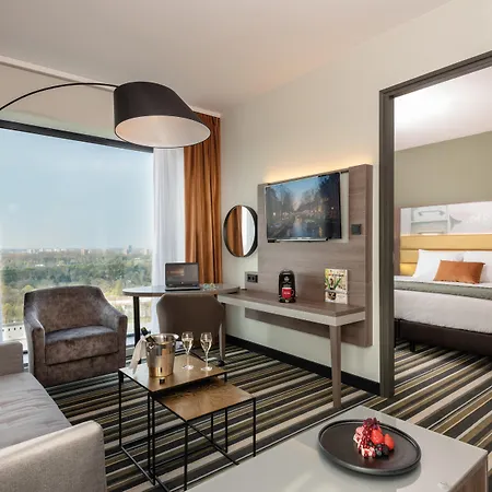 Hotel Leonardo Royal 4*
