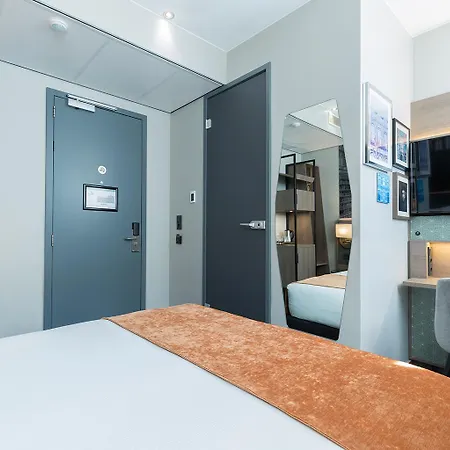 Hotel Leonardo Boutique Museumhotel 4*