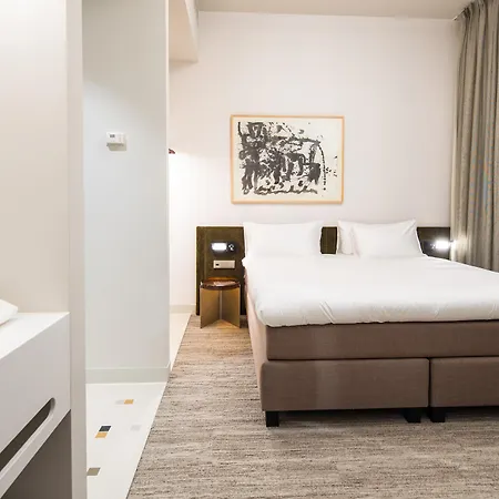 Pontsteiger 4*