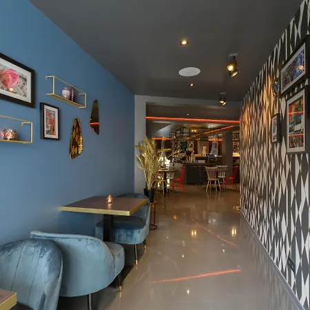 Leonardo Boutique Museumhotel Hotel 4*