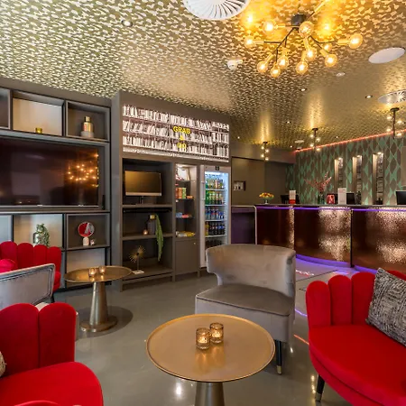 Leonardo Boutique Museumhotel Hotel