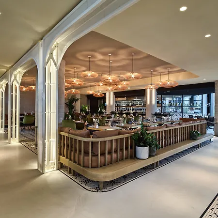 Ruby Emma Hotel