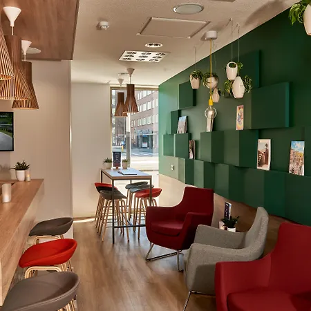 Express - Hall By Ihg מלון 3*