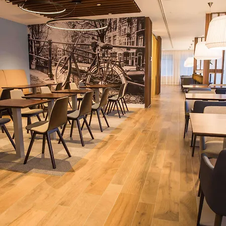Hampton By Hilton Centre East Hotel Amsterdam