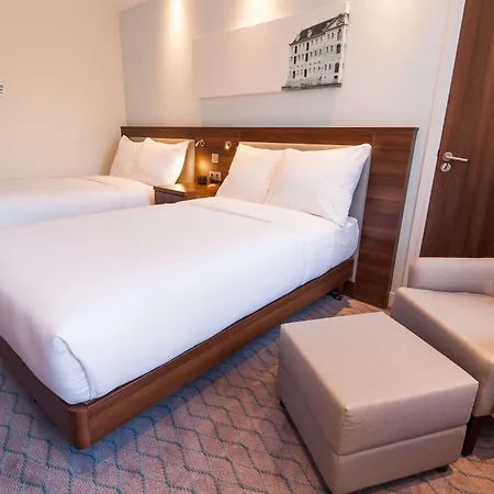 Hotel Hampton By Hilton Centre East