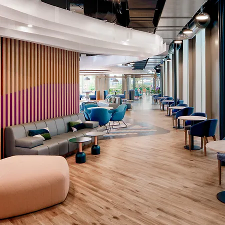 מלון Yotel 4*