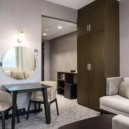 Hotel Radisson And South 4*