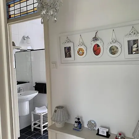 Jo Amsterdam Bed & Breakfast *