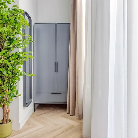 Hotel Limehome Hemonystraat - Digital Access *