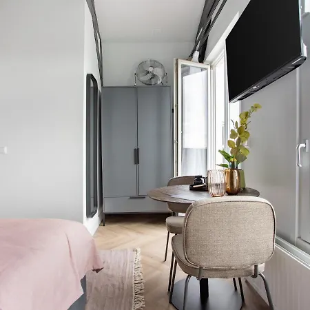 Limehome Hemonystraat - Digital Access Hotel Amsterdam