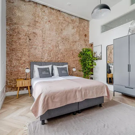 Hotel Limehome Hemonystraat - Digital Access Amsterdam