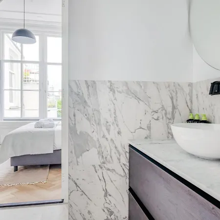 Limehome Hemonystraat - Digital Access Hotel