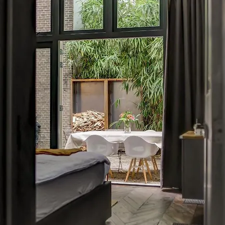 Bed & Breakfast Luxury Canal District