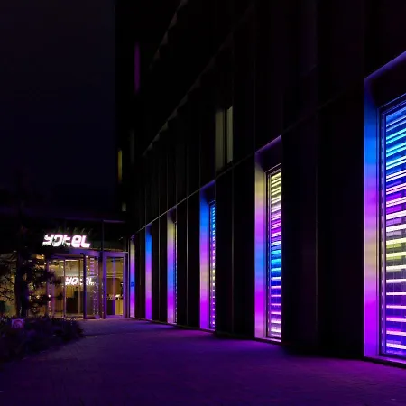 מלון Yotel 4*