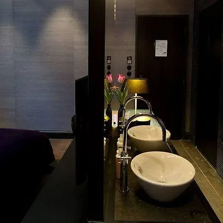 Canal House Hotel