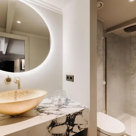 717 Hotel 5*