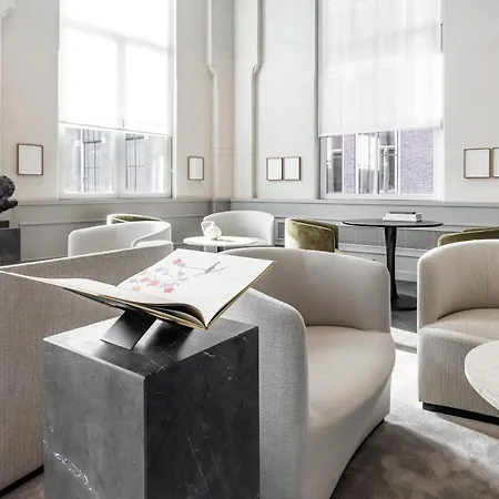Pillows Grand Boutique Maurits At The Park - Small Luxury