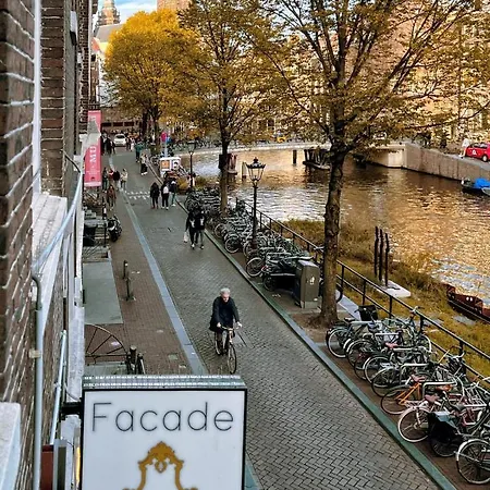 Facade 2* Amsterdam