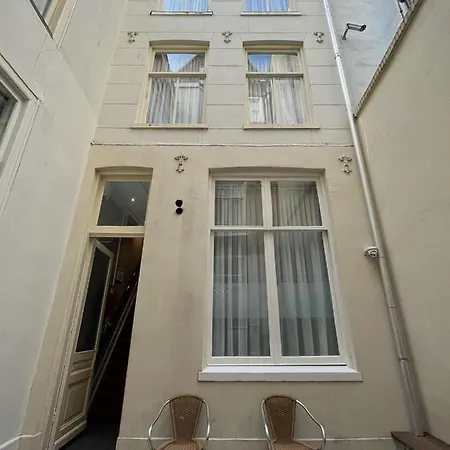 Facade Hotel