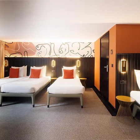 فندق Huygens Place 4*