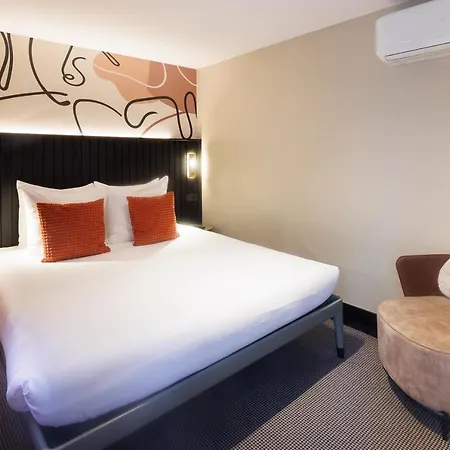 فندق Huygens Place 4*