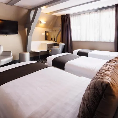 Cc Hotel